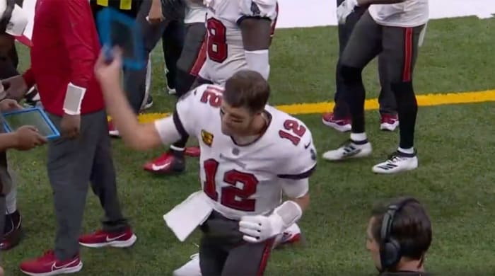 Buccaneers QB Tom Brady shows frustration against the New Orleans Saints during a Week 2 game. Credit: Sports Illustrated